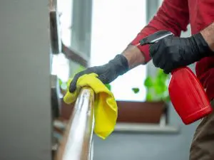 Deep cleaning service by professional