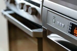 Appliances clean, oven
